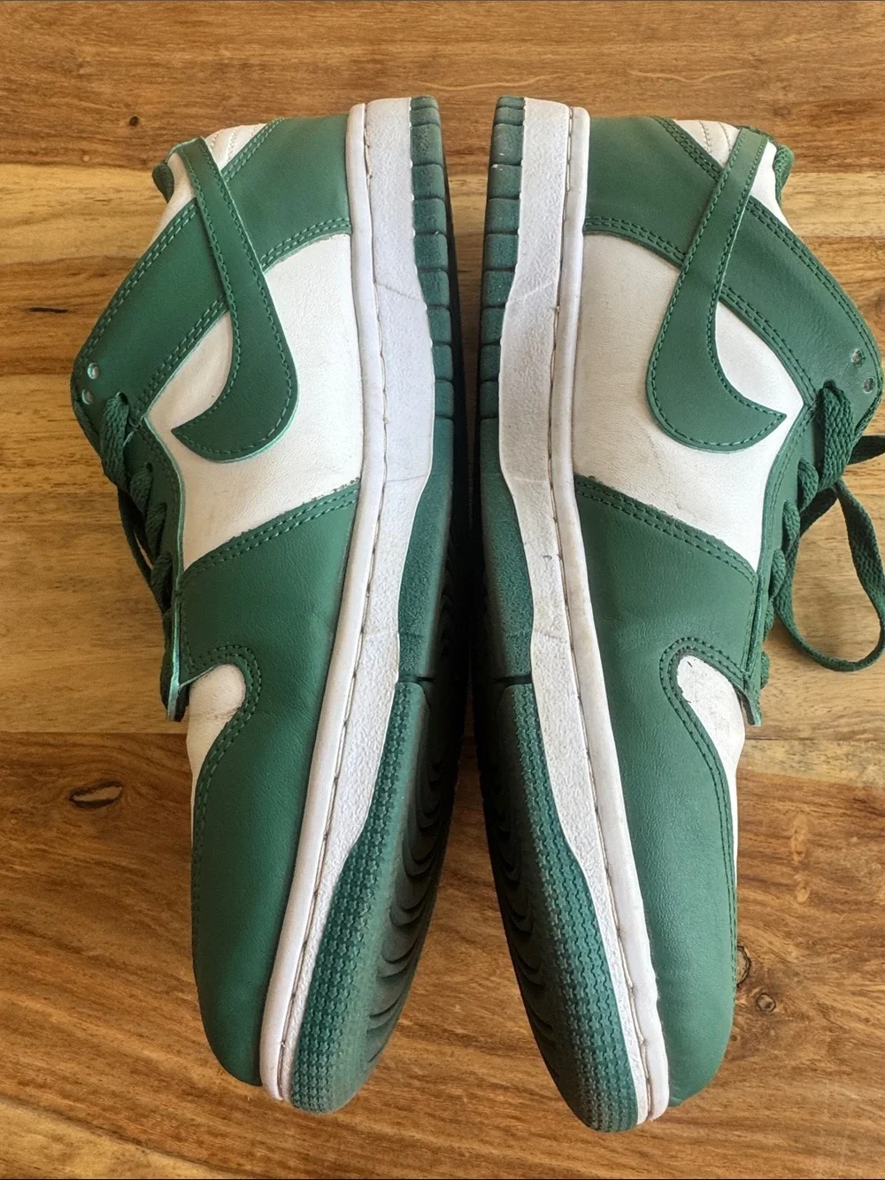 Nike SB Dunk Low “Classic Green” style code 898889-103 US Men’s size 7